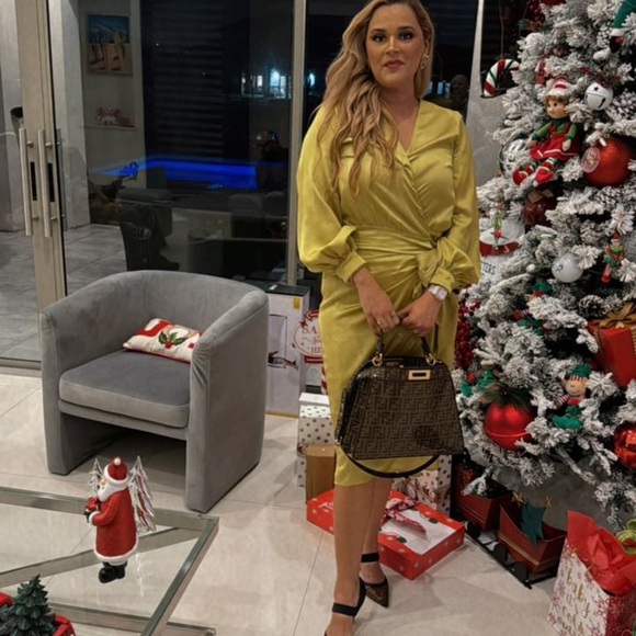 Meet your Posher, Daniela - Picture 7 of 8